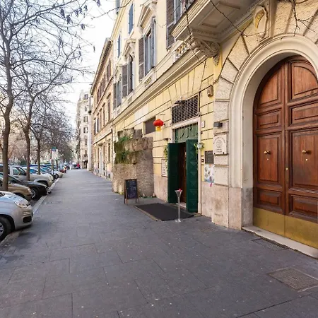 Iron Santa Maria * ローマ